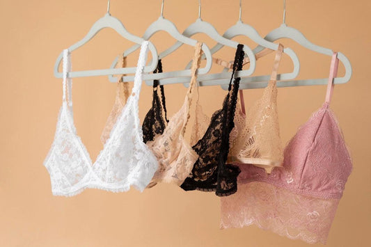 6 Tips for Updating Your Shy Girlfriend's Lingerie Wardrobe