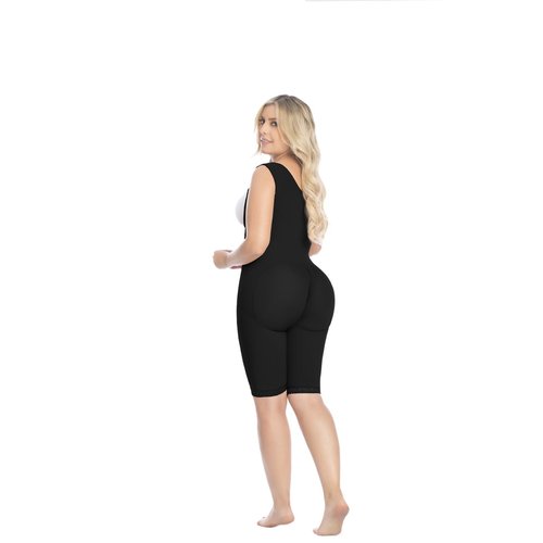 Girdle Abdomen Clasp Knee. Post-surgical shaping girdle with free bust, 3 levels of fasten