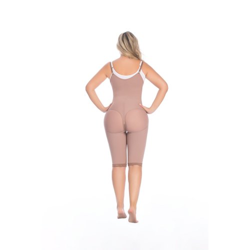 Body Garment below the knee with side zipper braless ð. Offers control to thighs, abdomen