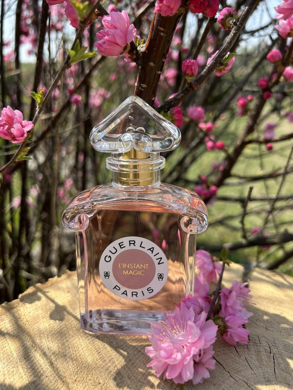 The Quiet Enchantment of Guerlain L’Instant Magic