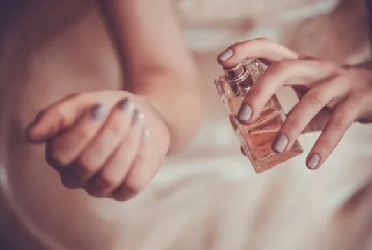 The Psychology Behind Fragrance and Attraction: The Secret Science of Seduction