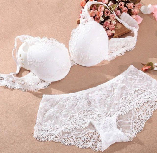 Toys That Complement Lingerie: Complete the Fantasy Look