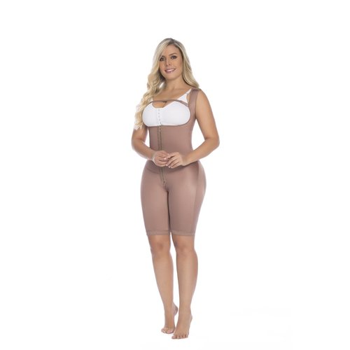 Girdle First stage, sleeveless and free bust. Medium Compression High coverage in the back