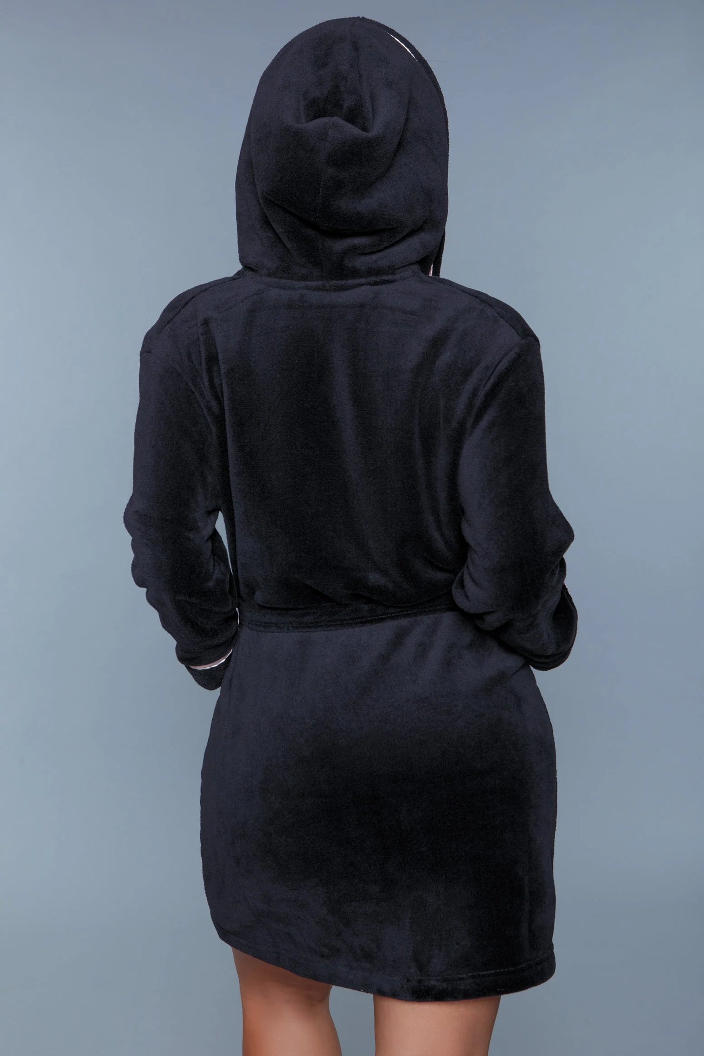 1966 Alyssa Robe
