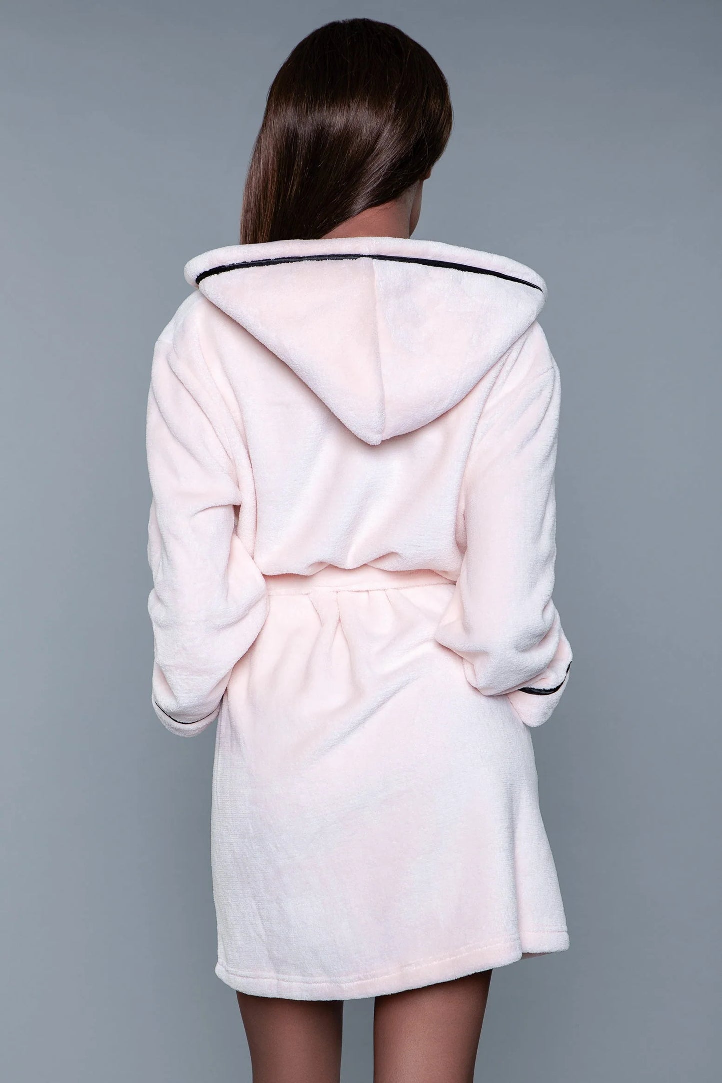 1966 Alyssa Robe