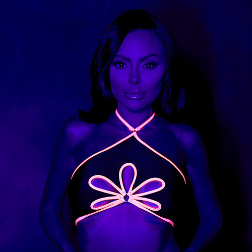 2434 HALTER CUTOUT FLOWER TOP