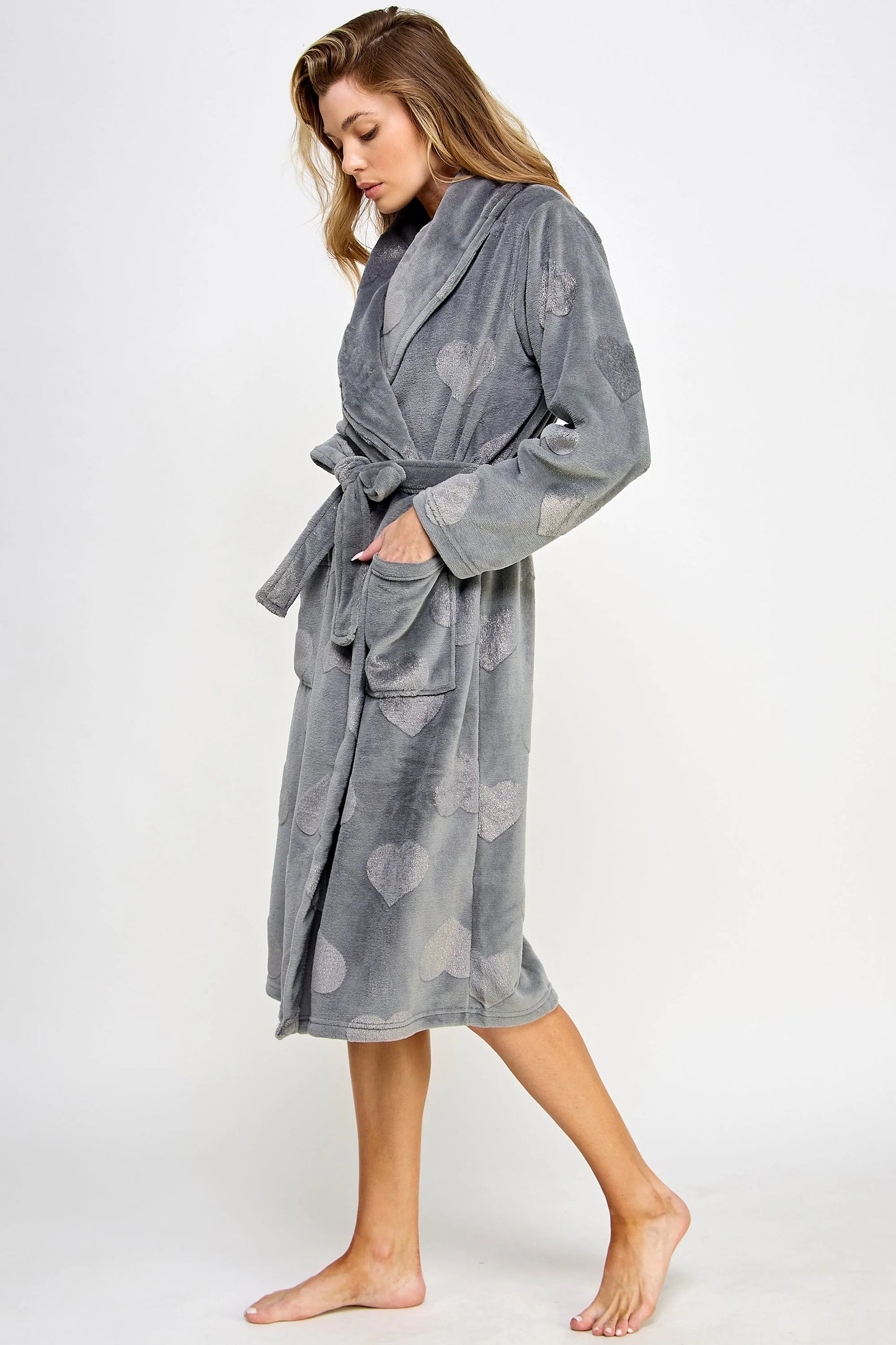 2487 Beverly Robe