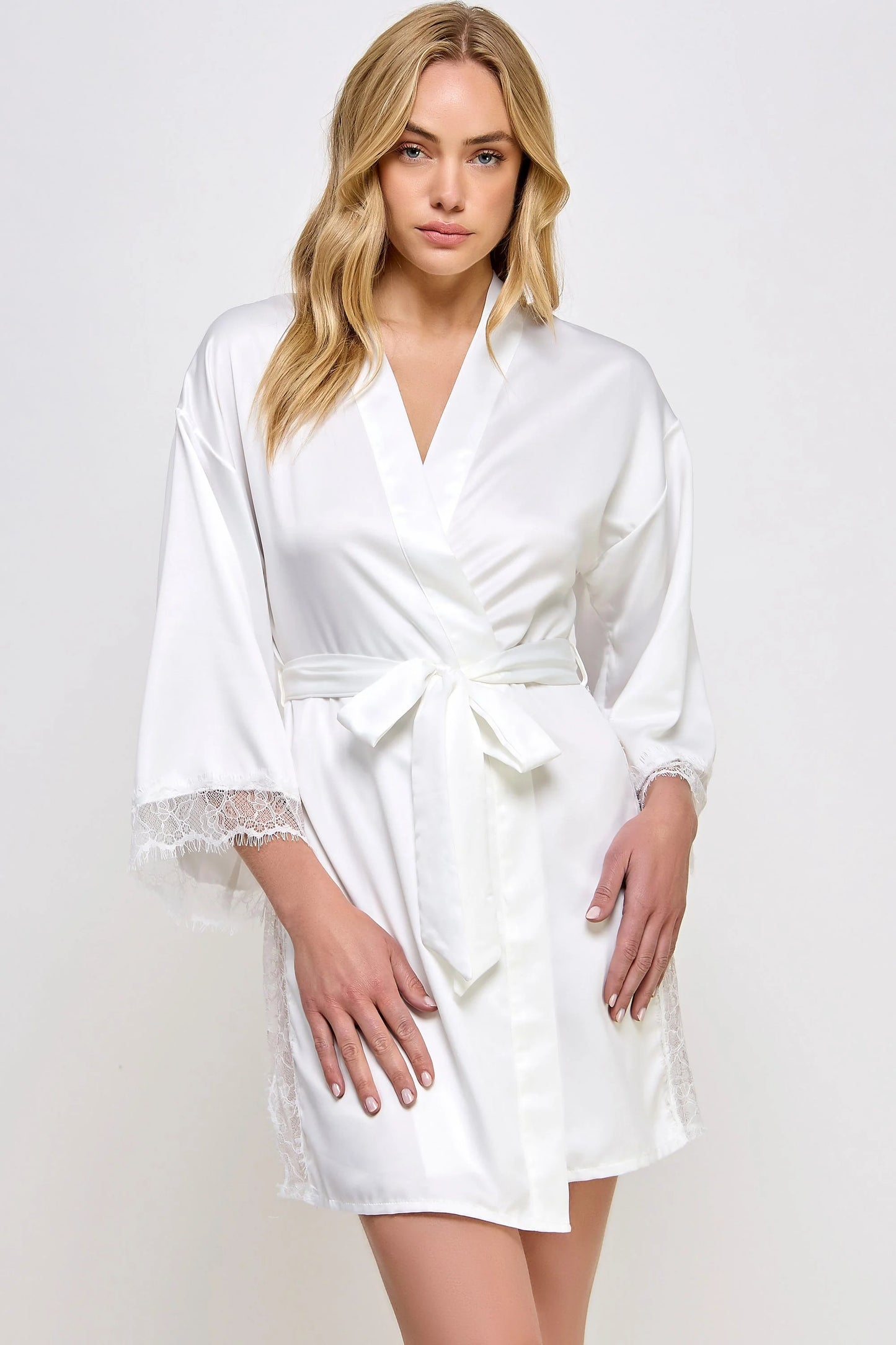 2495 Gillian Robe