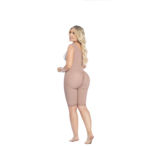 Girdle Abdomen Clasp Knee. Post-surgical shaping girdle with free bust, 3 levels of fasten