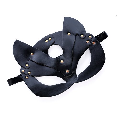 Add a hint of mystery with this sultry faux leather eye mask, designed with slee