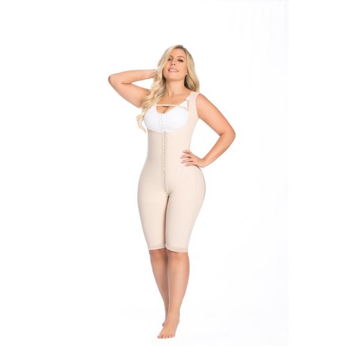 Girdle Abdomen Clasp Knee. Post-surgical shaping girdle with free bust, 3 levels of fasten