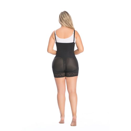 Ultra Butt Lift Body Garment-HipHugger 2 Level Hook. Strapless girdle shapes and lifts the