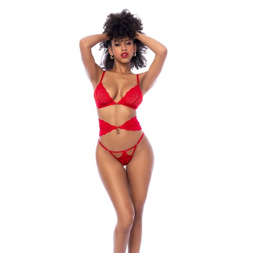 Sensuality and comfort all in one. Three-piece heart lace set. Includes top with adjustabl