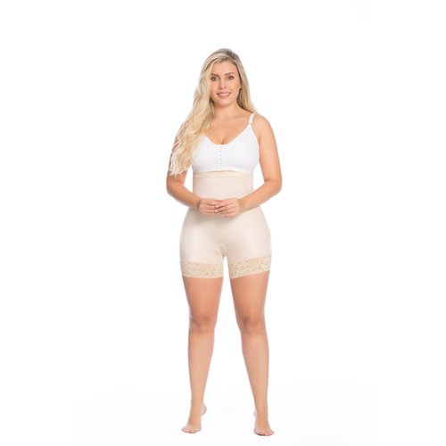 High Waist Control Panty. High waist panty with medium compression to control your abdomen