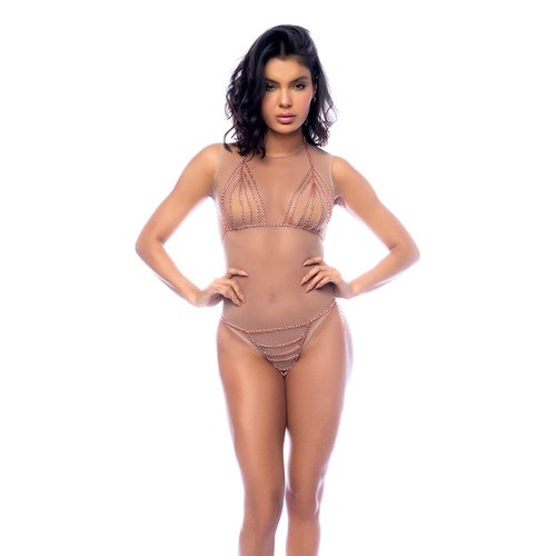 Radiate like a jewel in this two-piece set adorned with rose gold chains. Includ