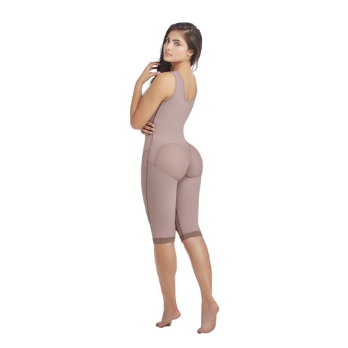 Body Girdle to the Knee-Suspenders-Braless 3 level hook. This is a girdle with clasps that