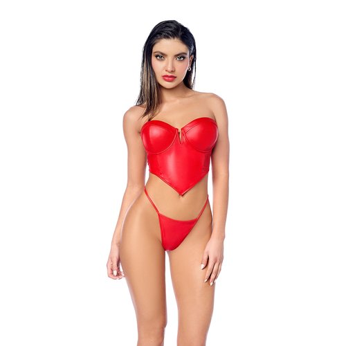 A bold essential with endless styling potential. This two-piece set features a s