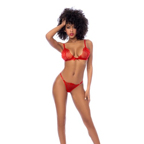 Comfort, support, sensuality, a two-piece set that meets all your needs. It includes an em