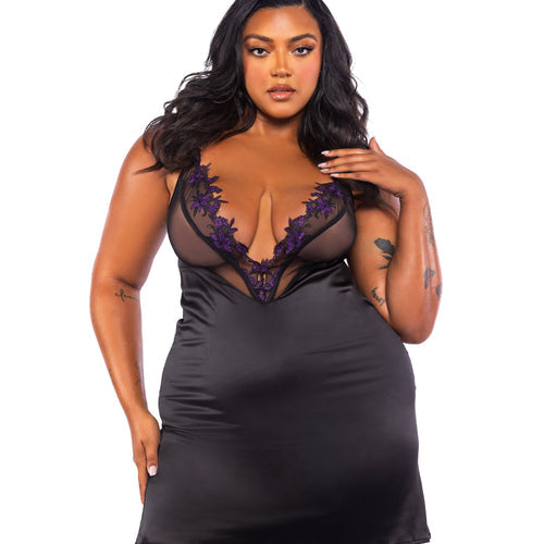 LI721 - Dark Romance Chemise