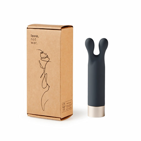 Love Not War Laska Head Grey-Pinkfoxxx