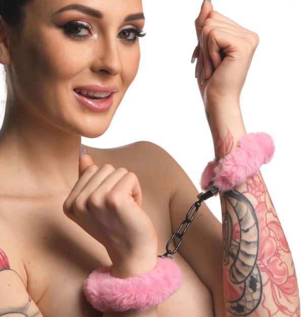 MASTER SERIES CUFFED IN FUR HANDCUFFS PINK - XRAG937PNK
