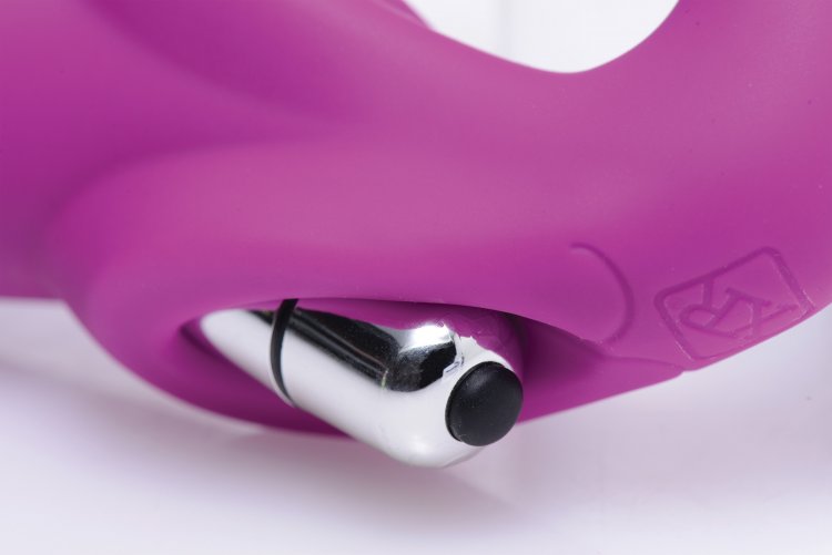 STRAP U VIBRATING STRAPLESS SILICONE STRAP ON DILDO - XRAE826