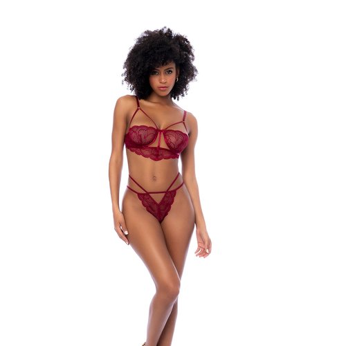 Two-piece set in wavy lace. Includes top with underwire, adjustable straps and a matching