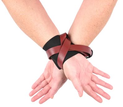 EX'S & OH'S CROSS CUFFS - SS09981