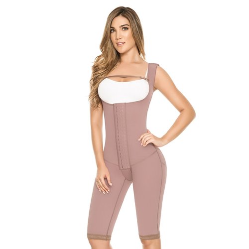 BODY GARMENT BELOW THE KNEE WITH HIGH BACK 3 LEVEL HOOKS. High compression girdle with ope