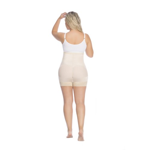 High Waist Control Panty. High waist panty with medium compression to control your abdomen