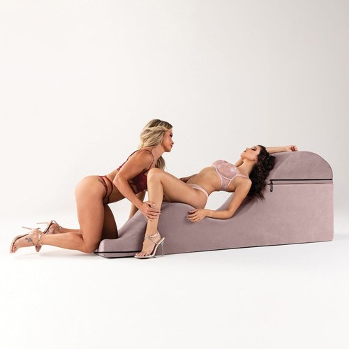 Liberator Aria Chaise-Rose [Drop Ship Item]