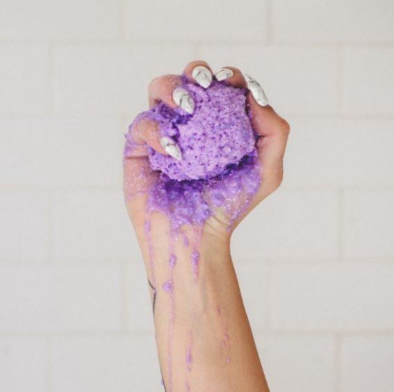 KUSH QUEEN BATH BOMB SLEEP 250MG
