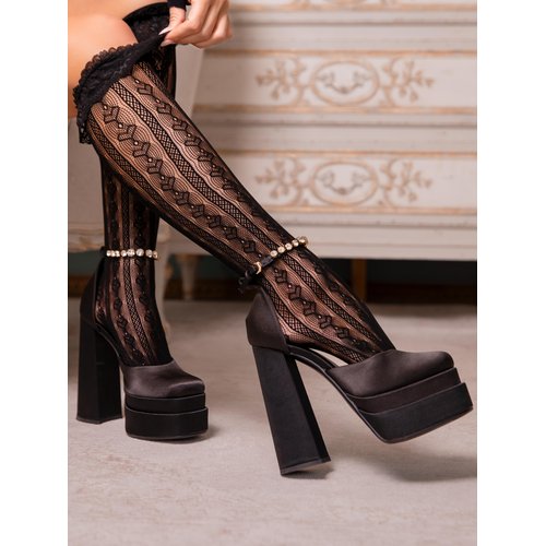 Sweetheart Ruffle Cuff Knee High Socks - 3984      00122